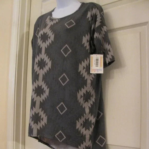 *  3/$15 LuLaRoe Irma Tunic XXS 2XS NWT$36 Gray Aztec Print Oversized High Low - Picture 4 of 4